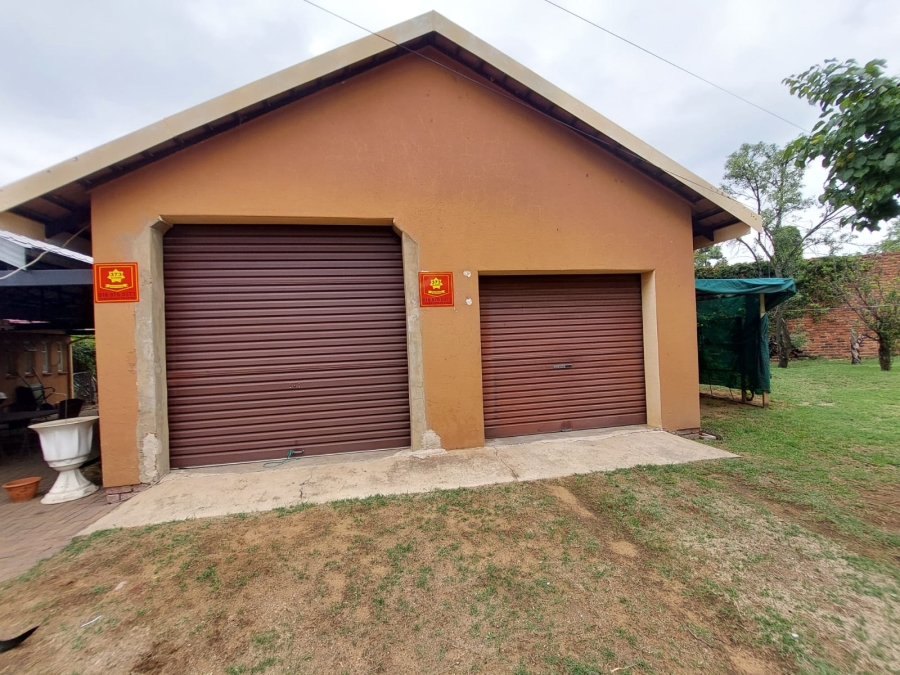4 Bedroom Property for Sale in Vaalpark Free State